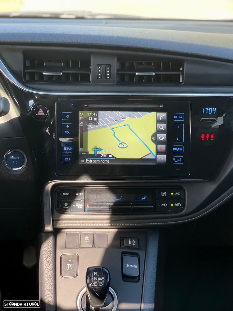 Toyota Auris Touring Sports 1.8 HSD Comfort +P.Sport+Navi - 14