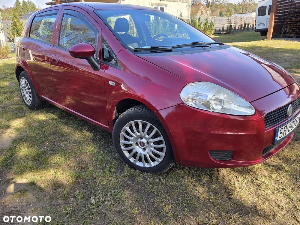 Fiat Grande Punto - 12