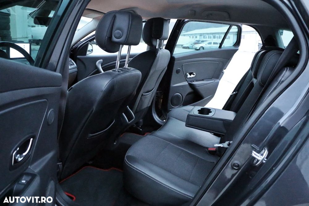 Renault Megane Grandtour dCi 165 FAP GT - 14