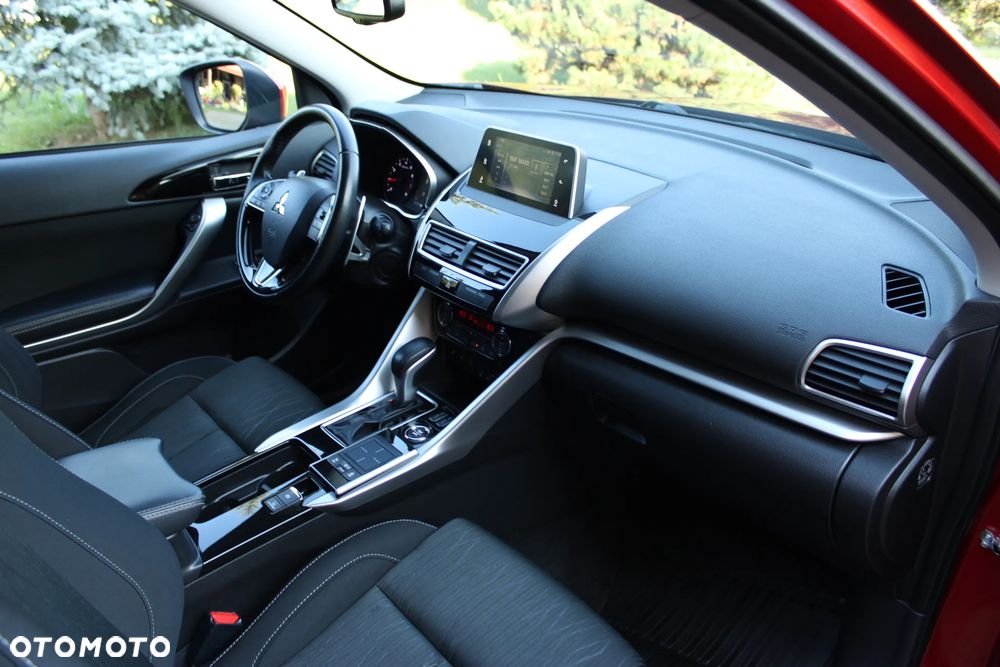 Mitsubishi Eclipse Cross 1.5 T Intense Plus CVT 4WD - 24