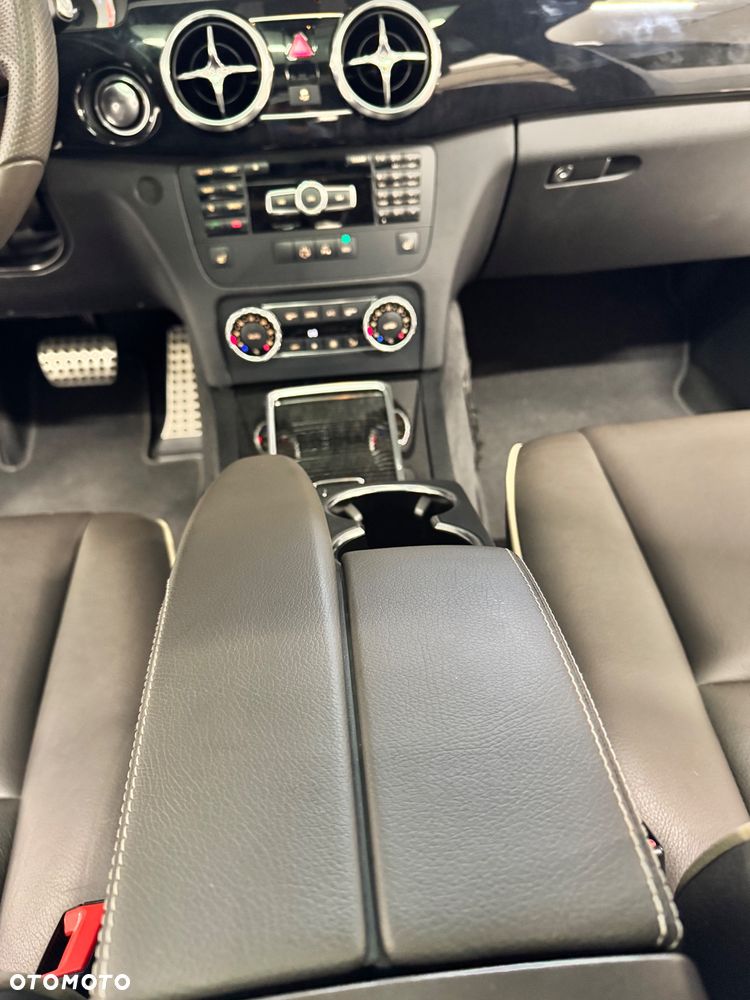 Mercedes-Benz GLK 350 4Matic (BlueEFFICIENCY) 7G-TRONIC - 25