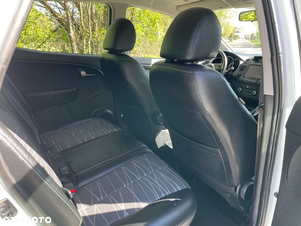 Kia Venga 1.4 CVVT Business Line - 22