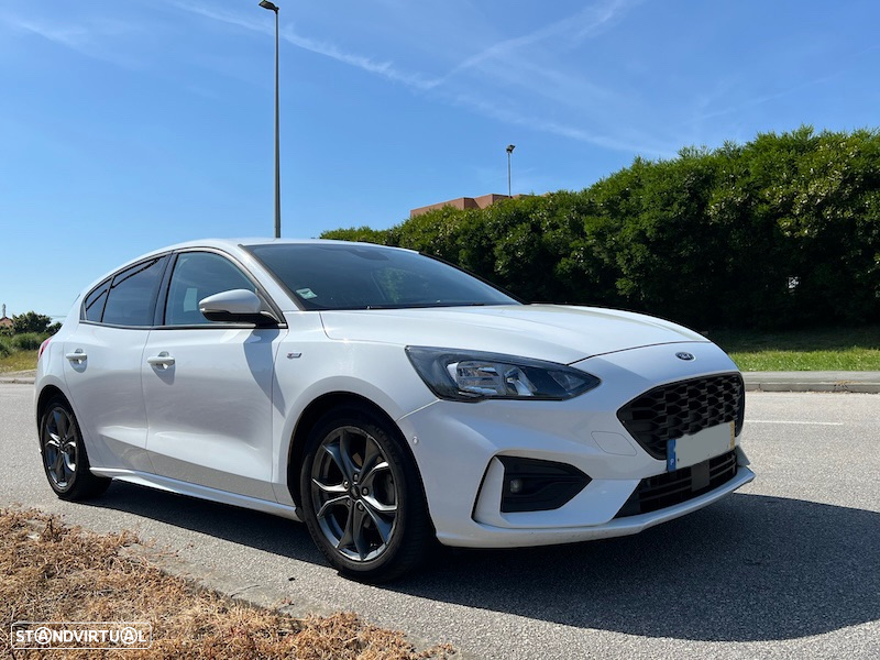 Ford Focus 1.5 TDCi EcoBlue ST-Line - 4