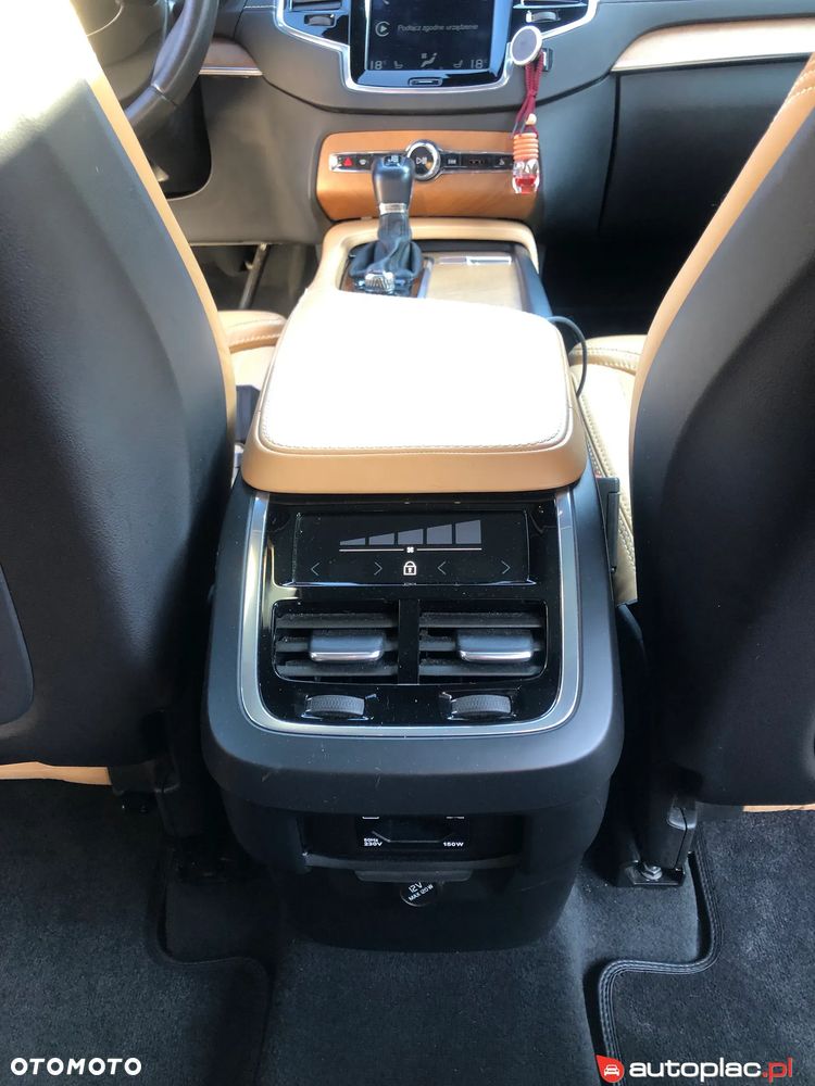 Volvo XC 90 D5 SCR AWD Inscription 7os - 13