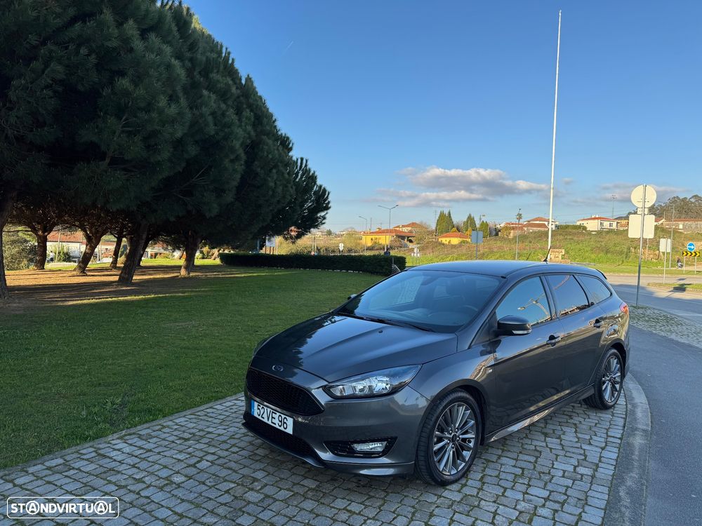 Ford Focus SW 1.5 TDCi EcoBlue ST-Line - 23