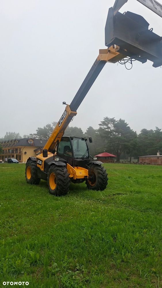 JCB 541-70 - 10