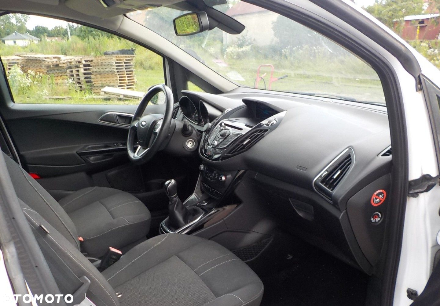 Ford B-MAX - 11