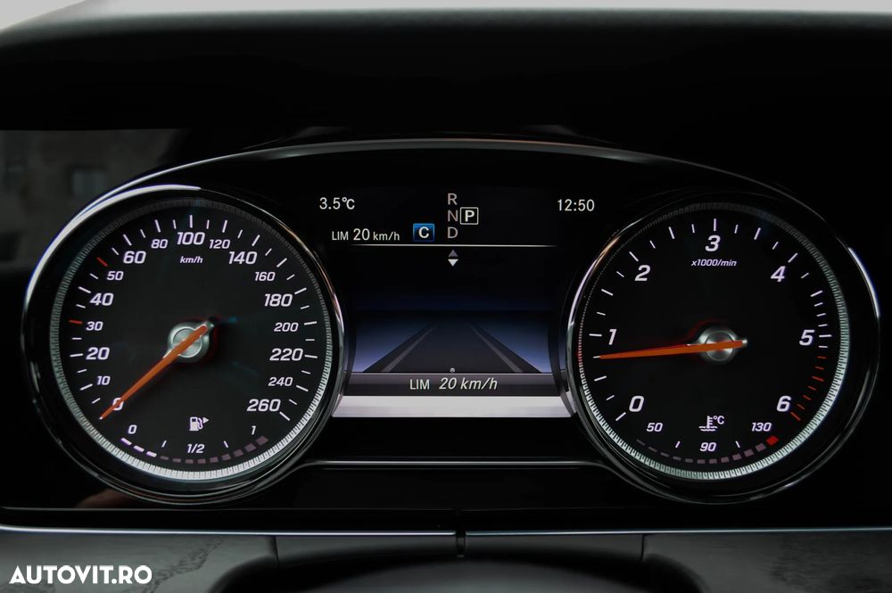 Mercedes-Benz E 220 d 9G-TRONIC AMG Line - 18