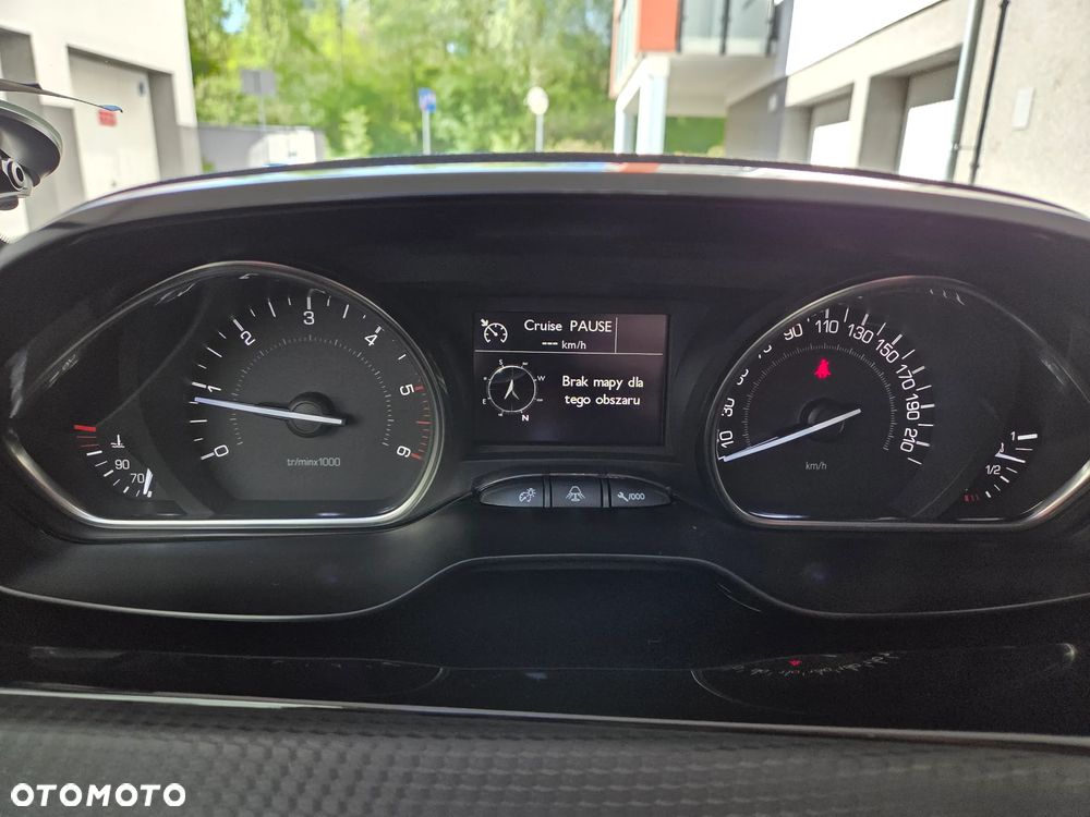 Peugeot 2008 BlueHDi FAP 120 STOP & START Allure - 13