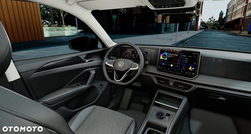 Volkswagen Tiguan - 9
