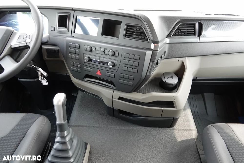 MAN TGS 33. 440 / 6x4 / basculant cu 3 laturi / Hydroboard / BORDMATIC / KH-KIPPER / NOU / DISPONIBIL IMMEDIAT / - 36