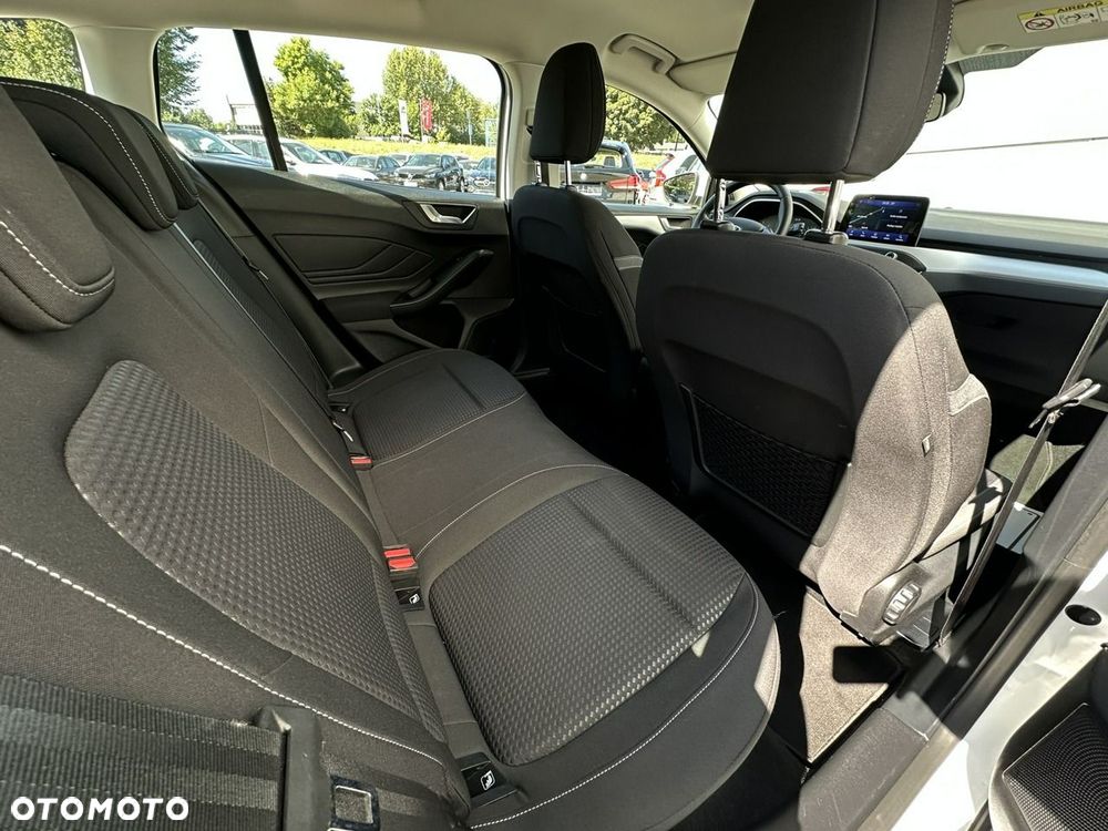 Ford Focus 1.5 EcoBlue Start-Stopp-System COOL&CONNECT - 19