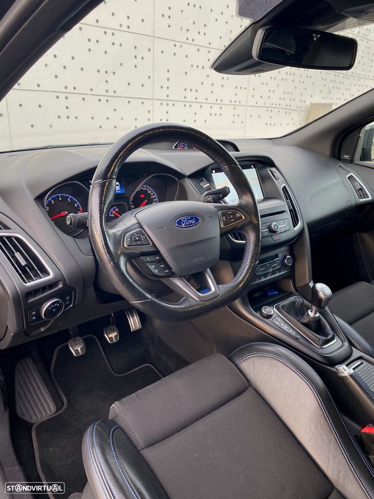 Ford Focus 2.3 EcoBoost S&S 4WD RS - 18