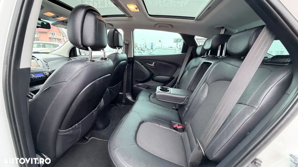 Hyundai ix35 2.0 CRDI 4WD Premium - 10