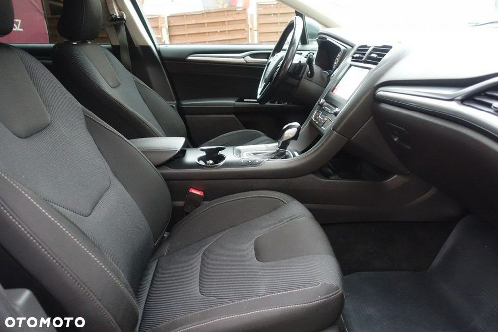 Ford Mondeo - 12