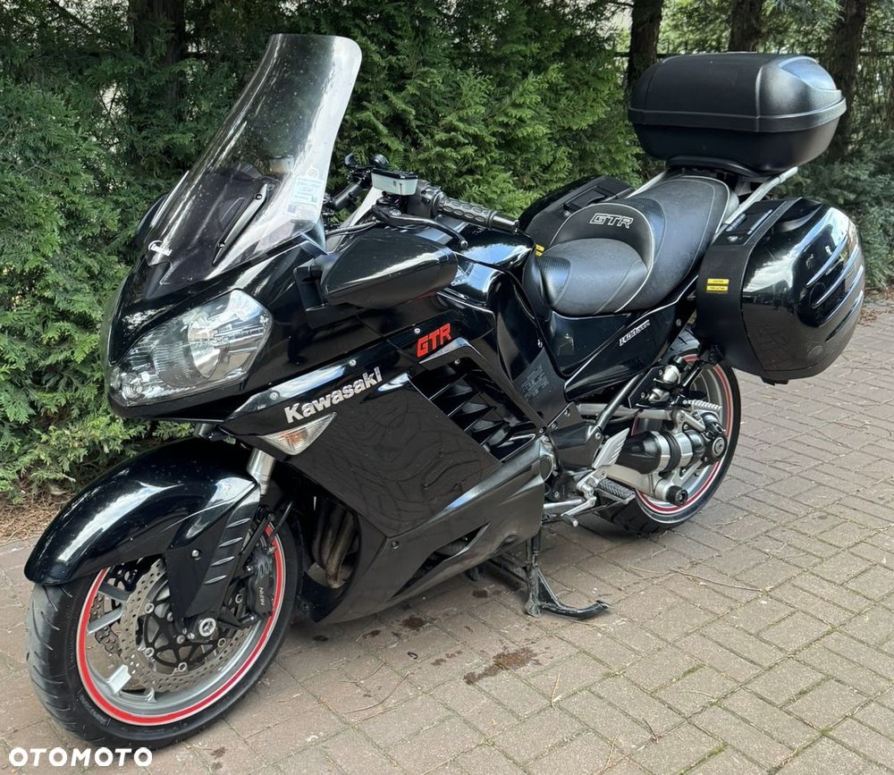Kawasaki GTR - 8