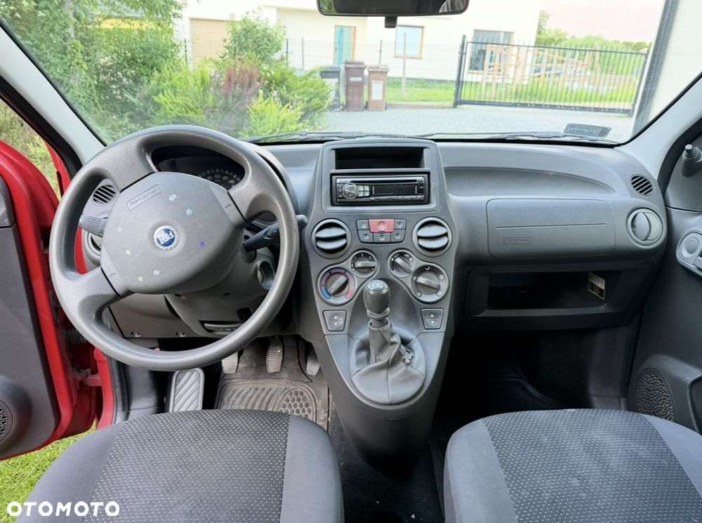 Fiat Panda 1.1 Active dla kobiet - 8