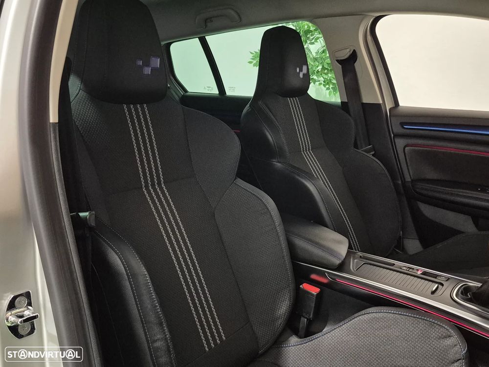 Renault Mégane Sport Tourer 1.5 dCi GT Line - 23