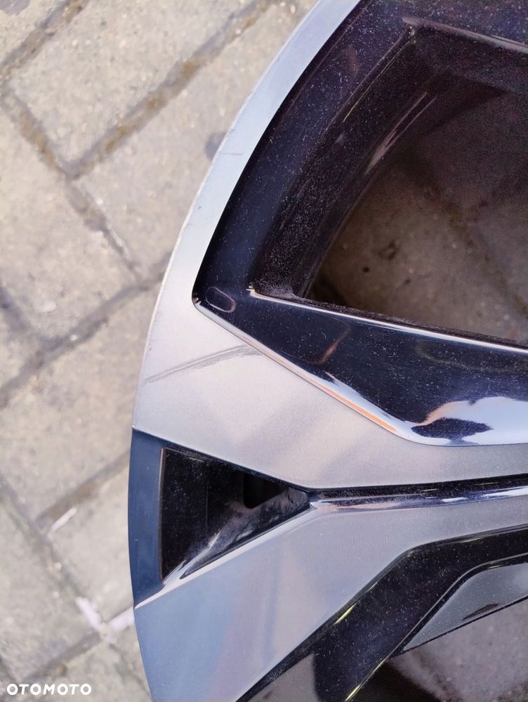 felga 7j 18 et35 renault arkana captur ii 403001407r - 3