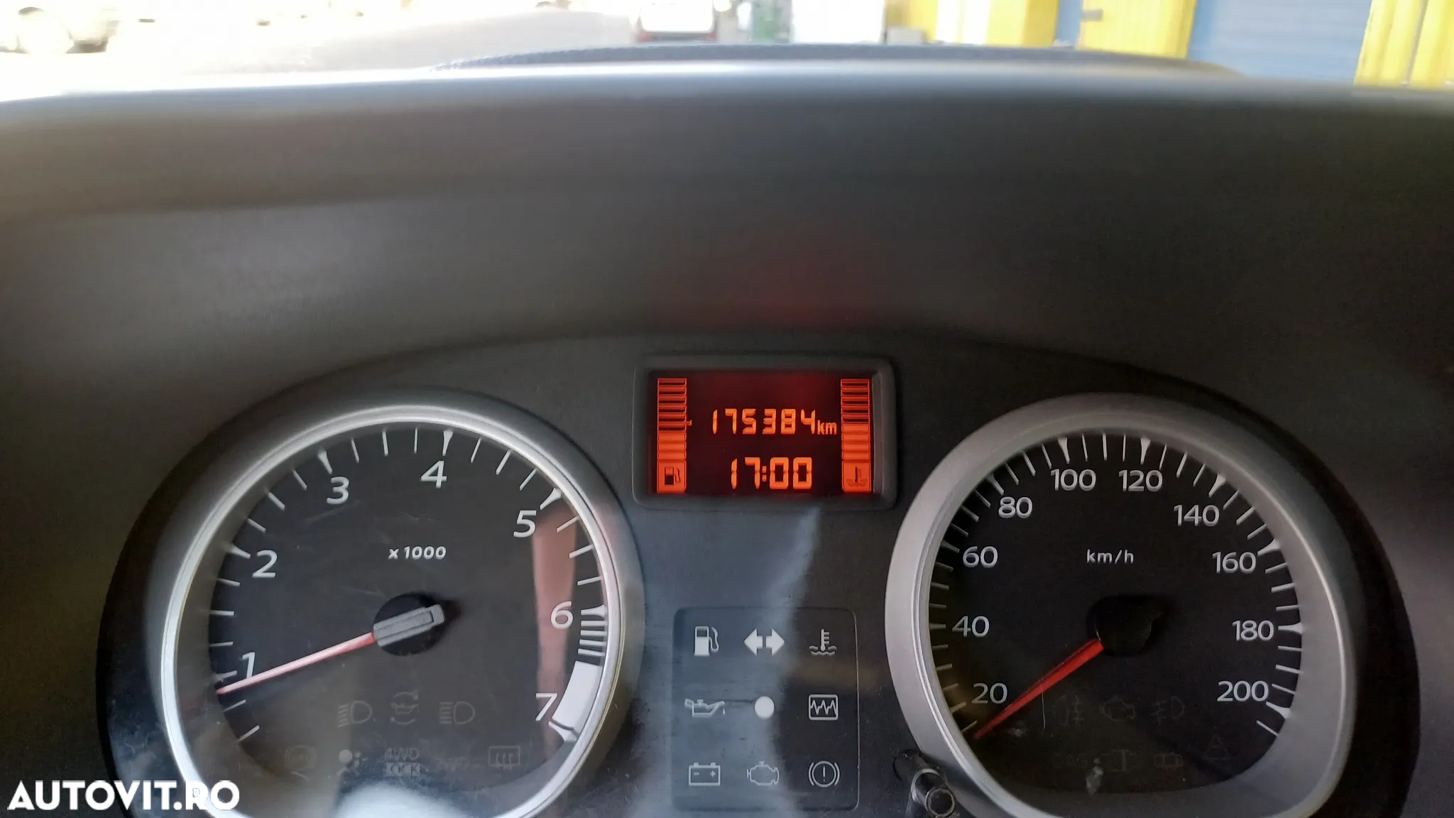 Dacia Duster 1.6 4x2 Prestige - 8