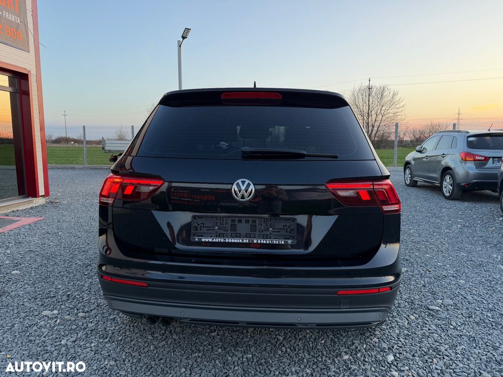 Volkswagen Tiguan 2.0 TDI SCR DSG Comfortline - 10