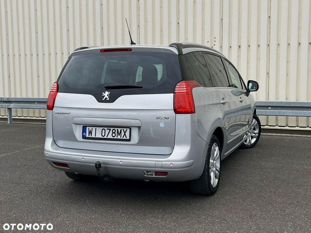 Peugeot 5008 2.0 HDi Allure 7os - 9