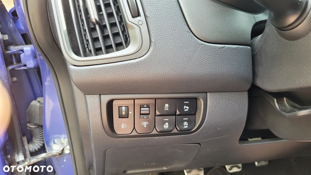 Kia Rio 1.2 Dream Team Edition - 11