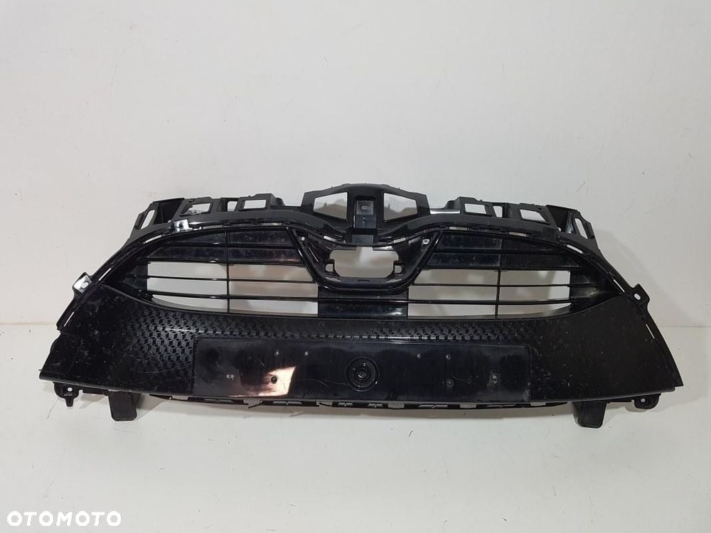 TOYOTA YARIS IV 4 GRILL ATRAPA KRATKA - 1