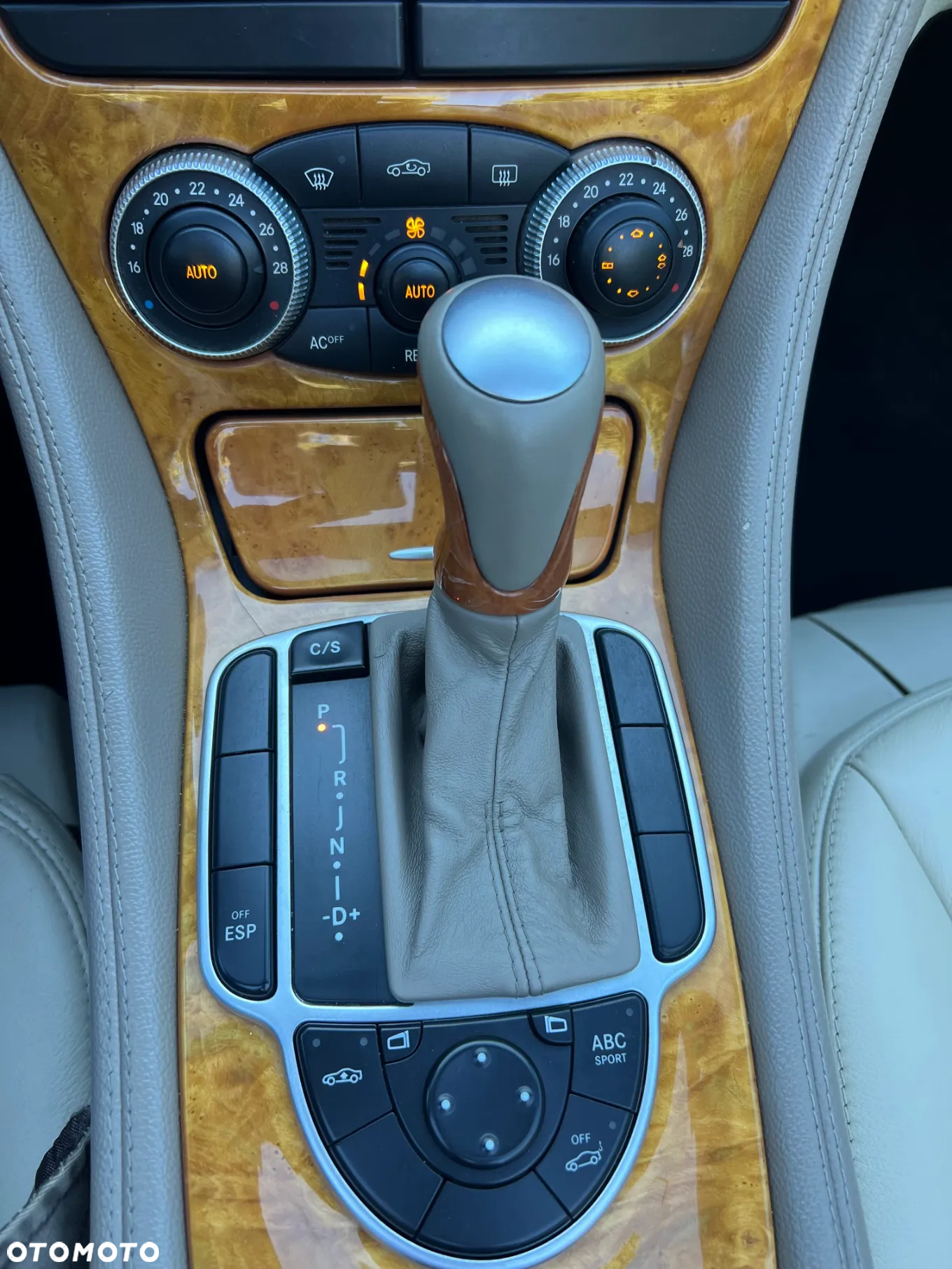 Mercedes-Benz SL 500 7G-TRONIC - 36