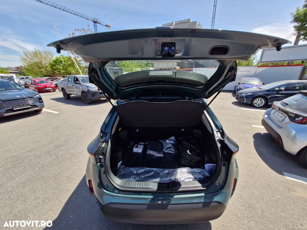 Toyota Yaris Cross - 21