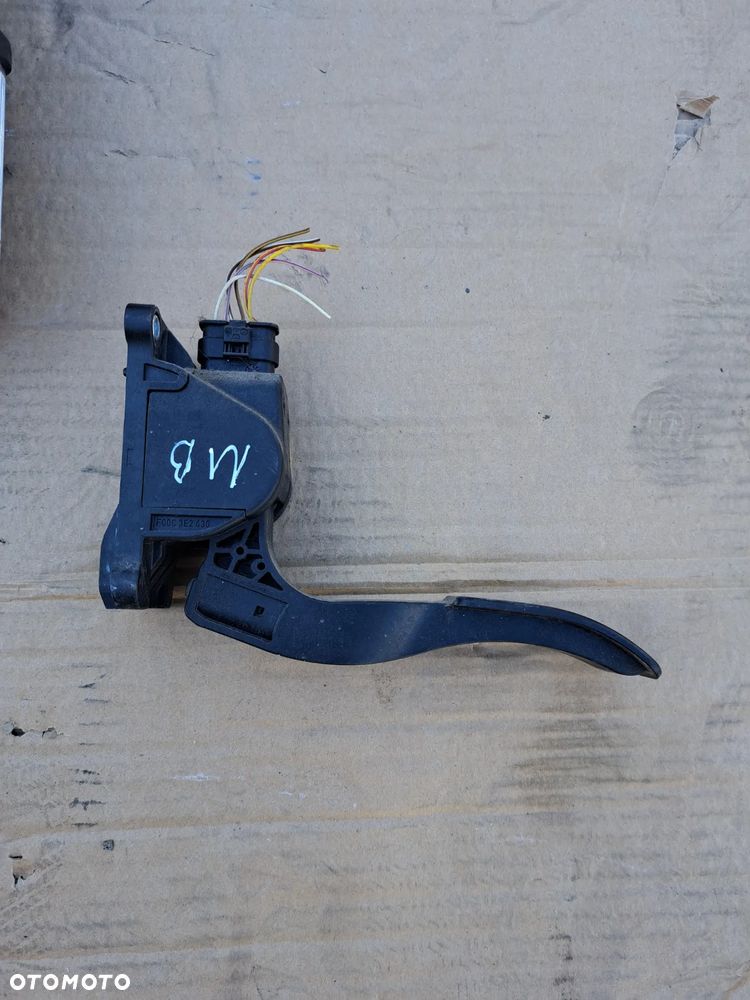Mercedes Sprinter w906 pedał gazu potencjometr 0280755025 - 1
