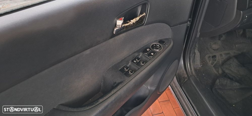 Hyundai i30 CW 1.6 CRDi Classic - 4