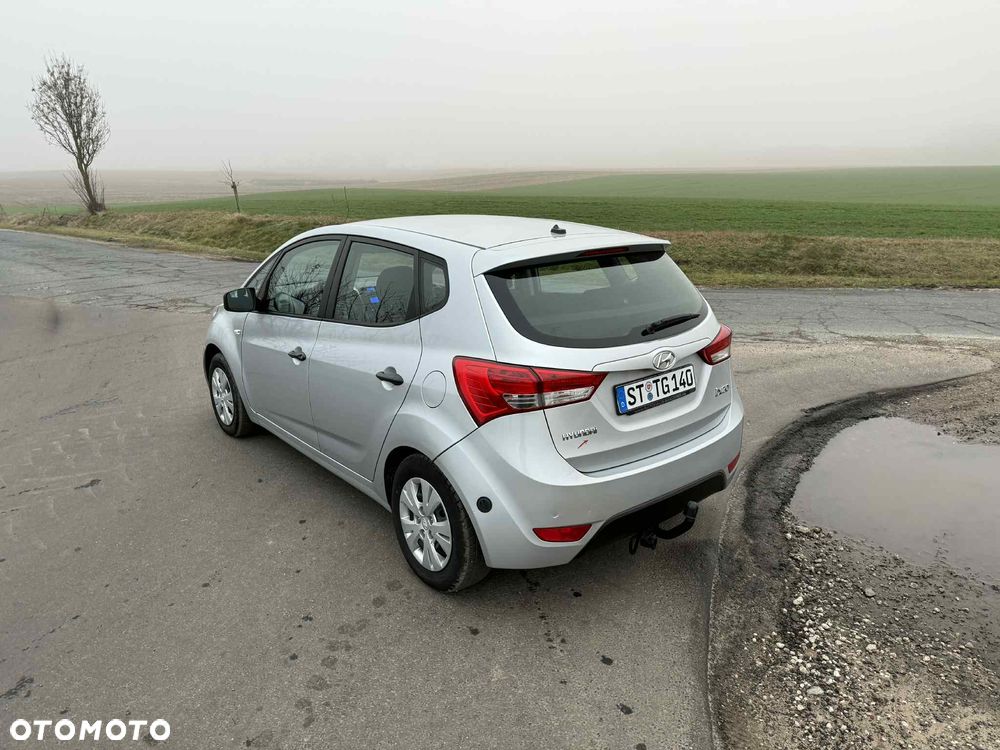 Hyundai ix20 1.4 Comfort - 4