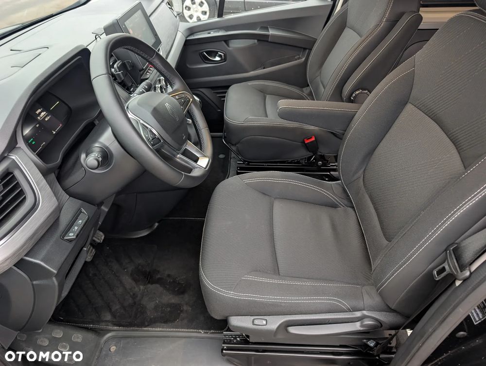 Renault Trafic Grand 2.0 dCi EDC - 13