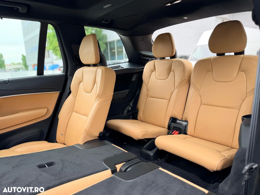Volvo XC 90 B5 D AWD Ultimate Bright - 12