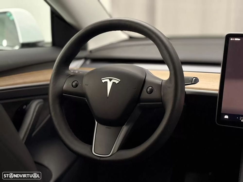 Tesla Model 3 Standard RWD Plus - 16