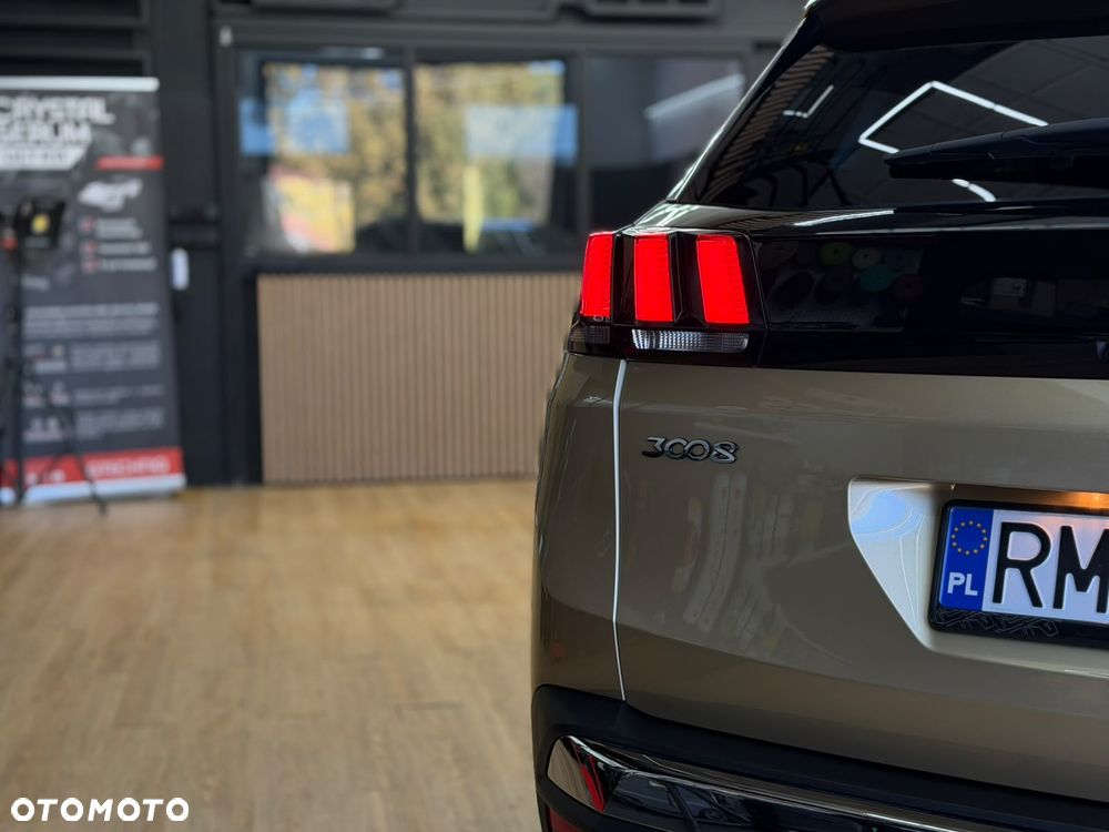 Peugeot 3008 1.2 PureTech Allure S&S - 3