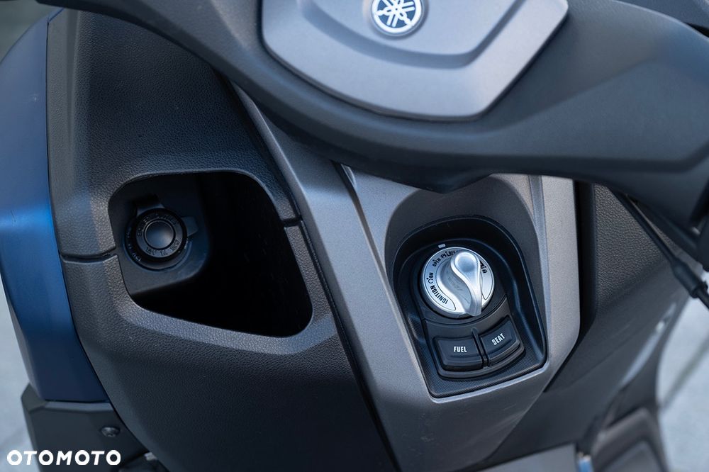 Yamaha NMAX - 15