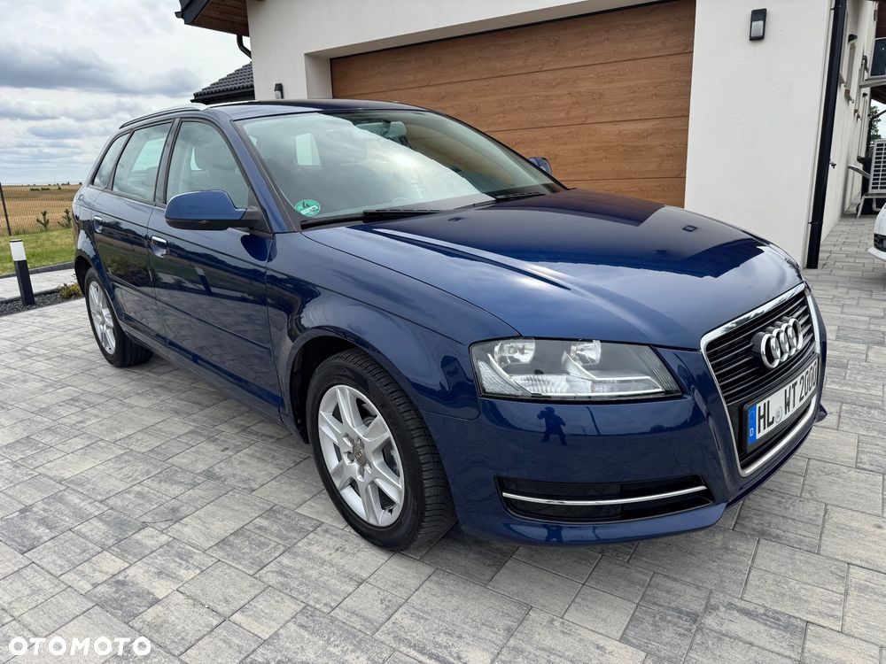 Audi A3 Sportback 1.6 Attraction - 6