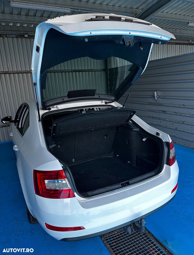 Skoda Octavia 1.6 TDI (Green tec) Ambition - 31