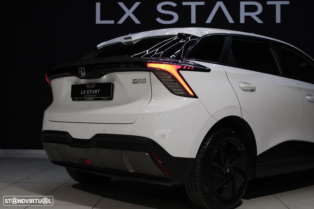 MG MG4 51 kWh Standard - 6