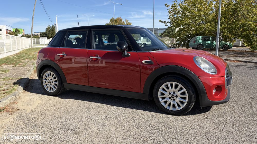 MINI 5 Portas Cooper D - 6