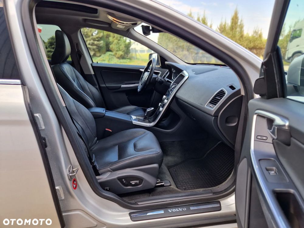 Volvo XC 60 T6 AWD Summum - 13