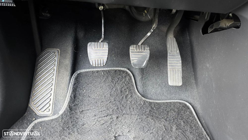 Chevrolet Captiva 2.0 VCDi Seven Extreme 7L - 47