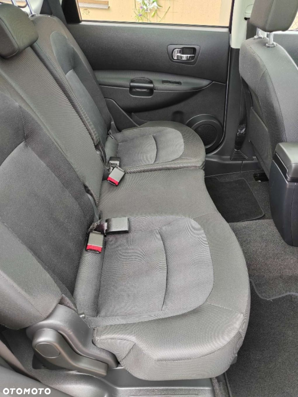 Nissan Qashqai+2 - 20