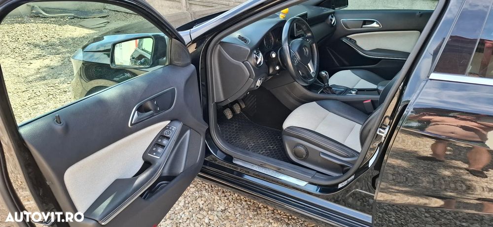 Mercedes-Benz A 180 CDI AMG Line - 10