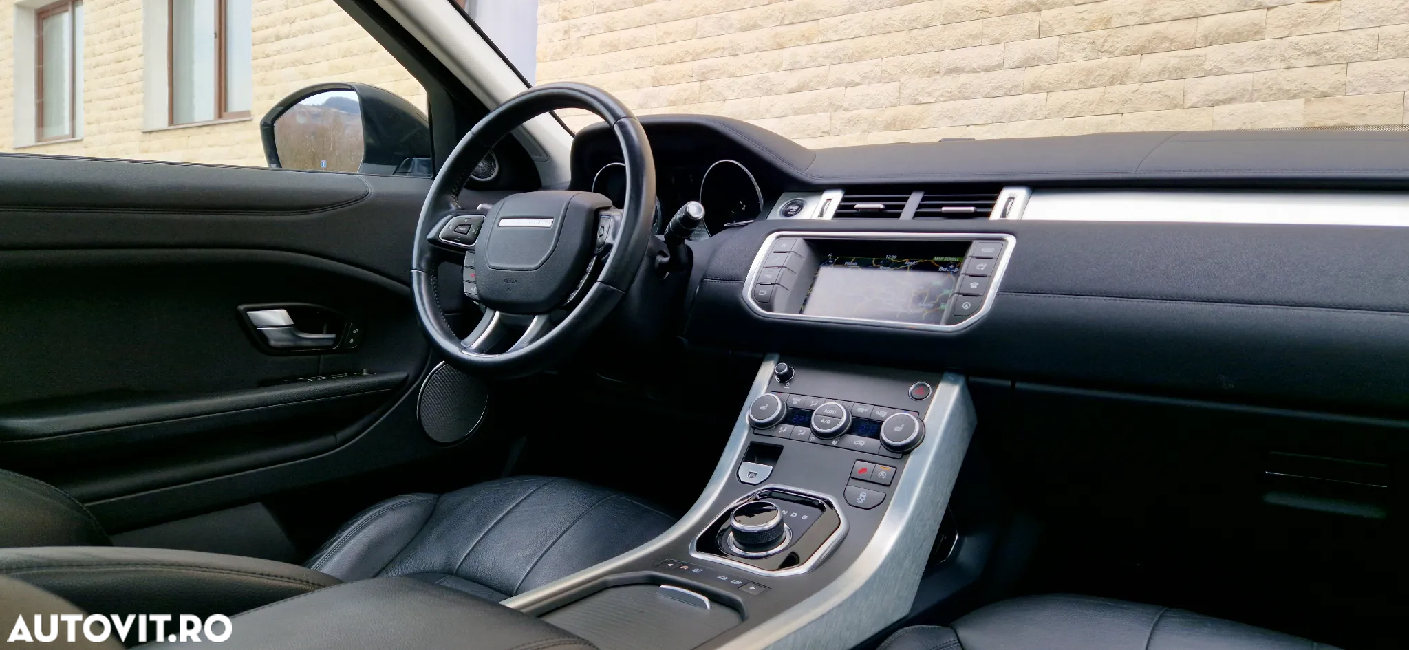 Land Rover Range Rover Evoque 2.0 D150 R-Dynamic HSE - 28