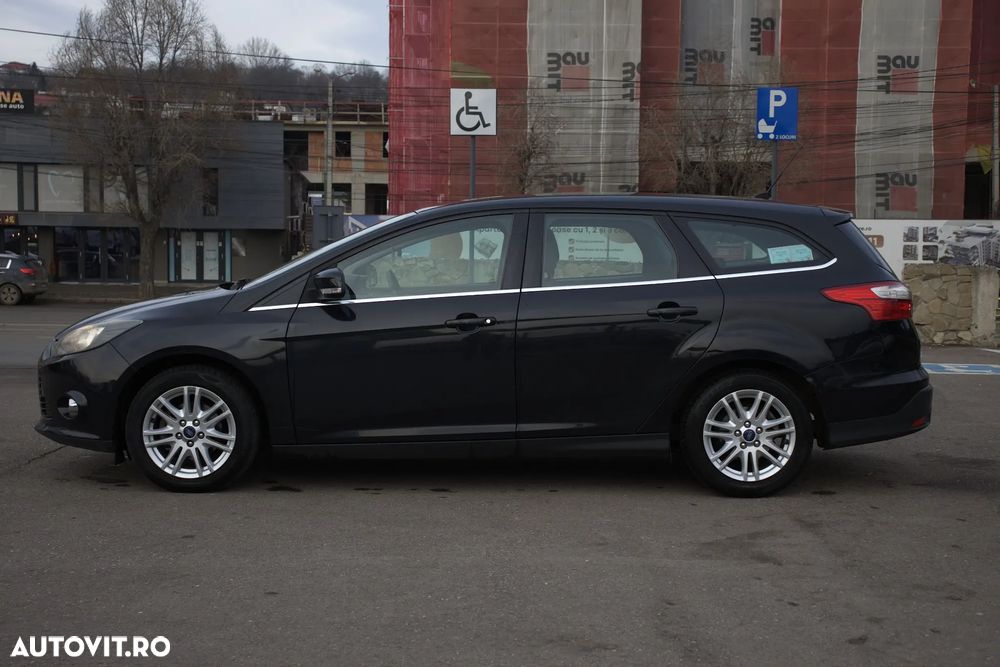 Ford Focus 1.6 TDCI DPF Trend - 8