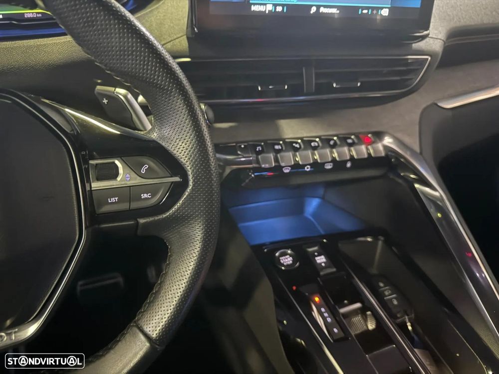 Peugeot 3008 1.6 Hybrid GT Pack e-EAT8 - 21