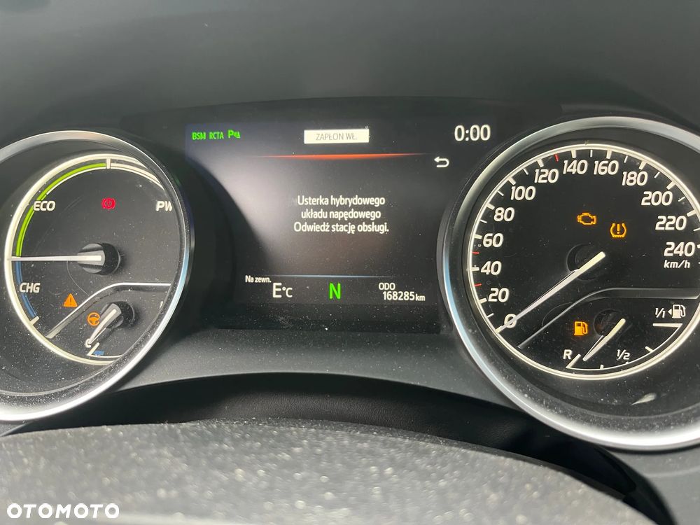 Toyota Camry 2.5 Hybrid Executive CVT - 9